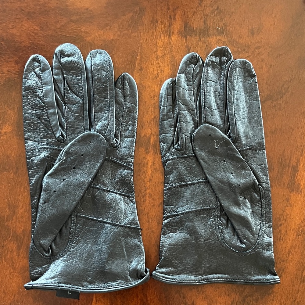Elegant Black GLeather Gloves & Matching Pashima Scarf - Picture 4 of 5